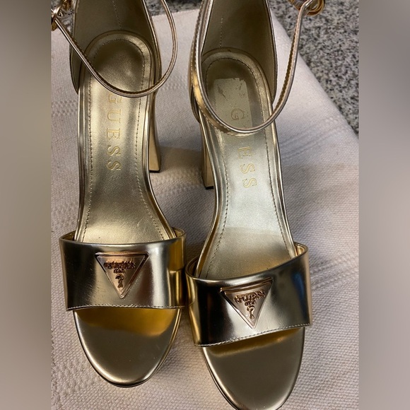 GUESS Gold Women's Heels size 10 - Picture 1 of 14
